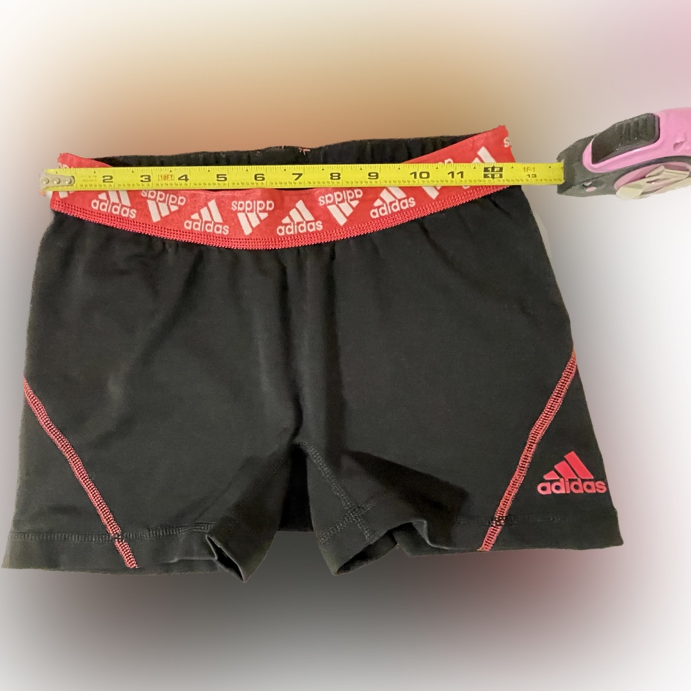 💥 SALE 💥 ADIDAS Size Medium Black & Pink/Coral Color Shorts Excellent Condition - Picture 3 of 9
